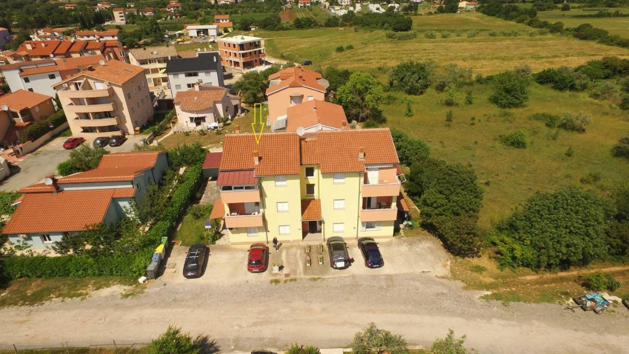 Apartman Pula Exterior foto
